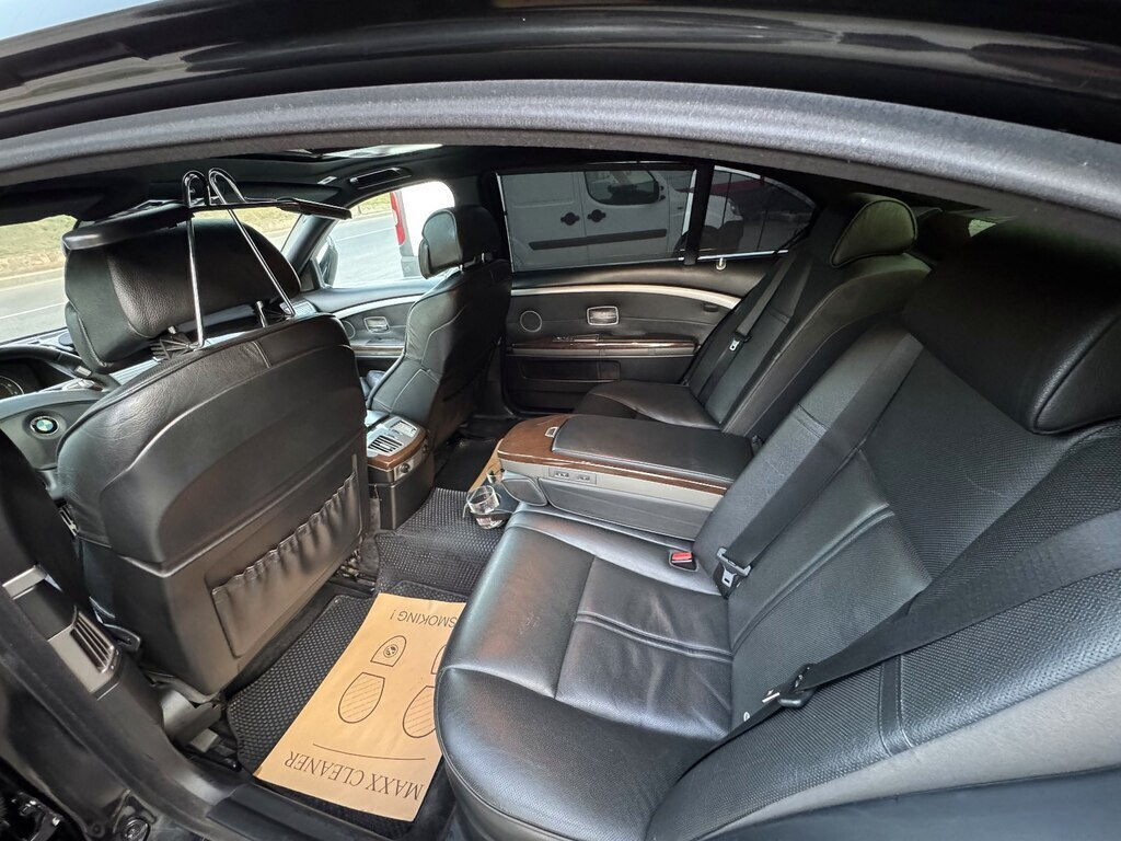2006 BMW 740, 4.0L, 474000km - Image 8