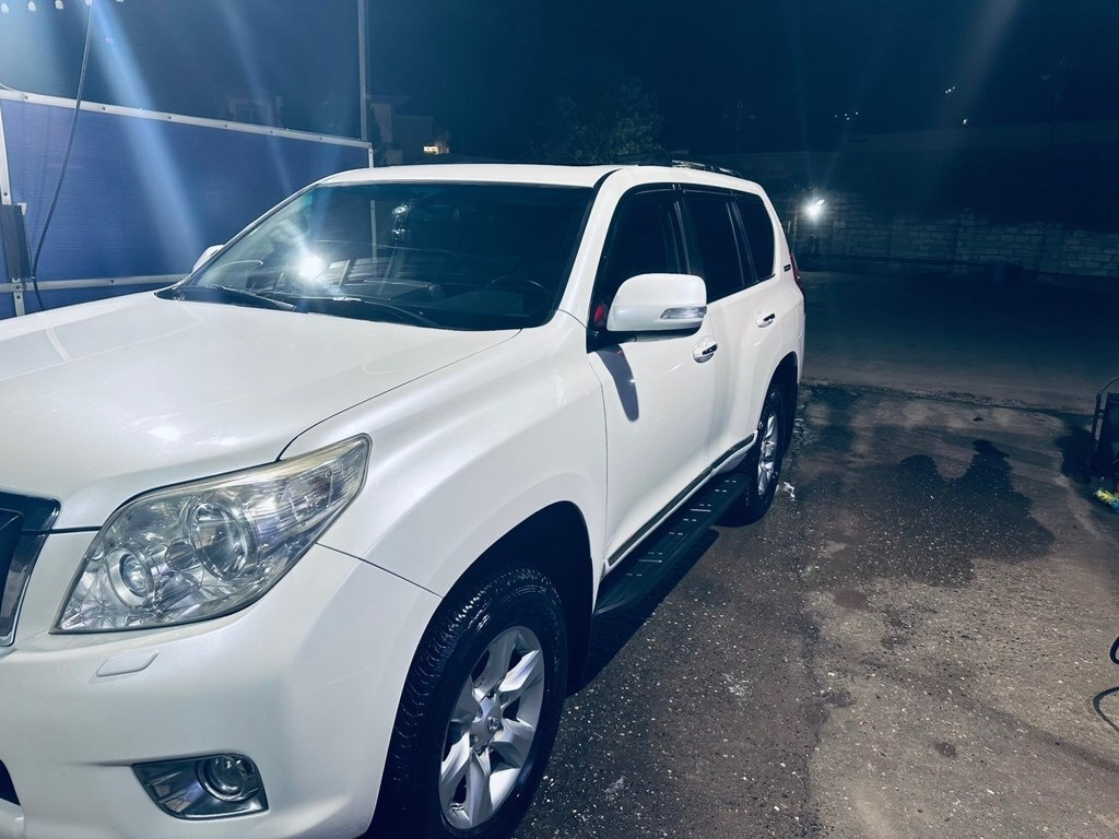 2012 Toyota Land Cruiser Prado, 2.7L, 207000km - Image 13