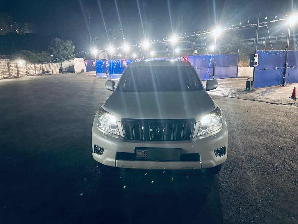2012 Toyota Land Cruiser Prado, 2.7L, 207000km - Image 19