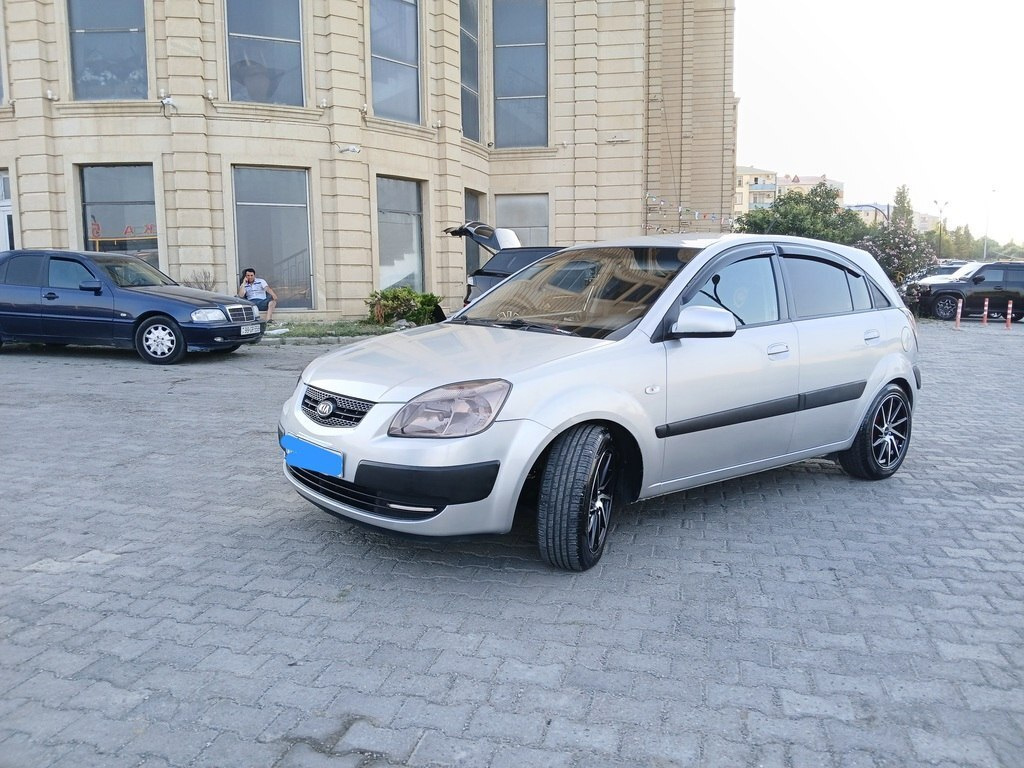2006 Kia Rio, 1.4L, 318488km - Image 2