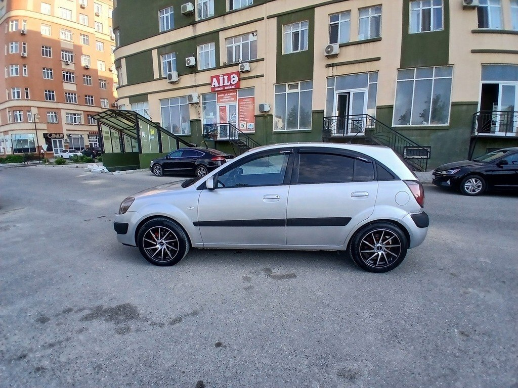 2006 Kia Rio, 1.4L, 318488km - Image 4