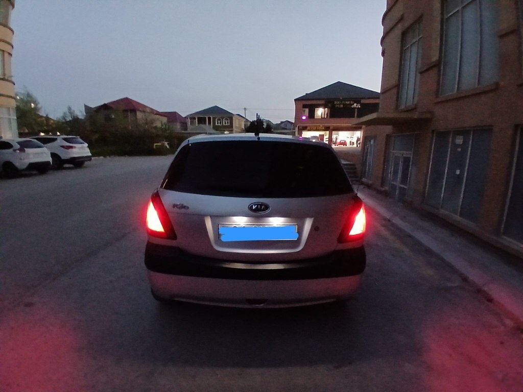 2006 Kia Rio, 1.4L, 318488km - Image 8