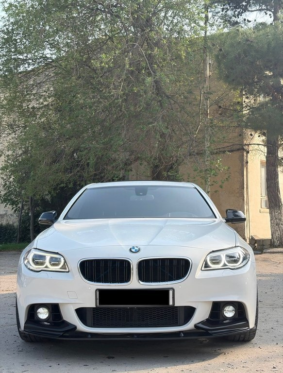 2015 BMW 528, 2.0L, 219000km - Image 3