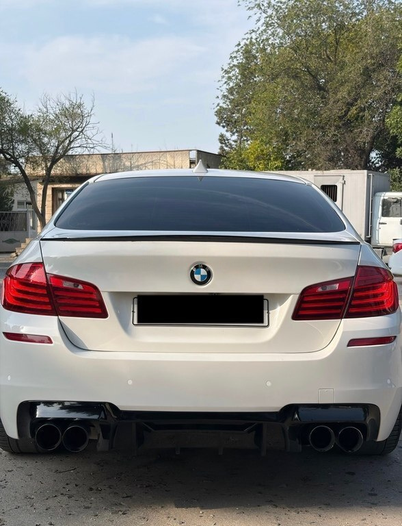 2015 BMW 528, 2.0L, 219000km - Image 4