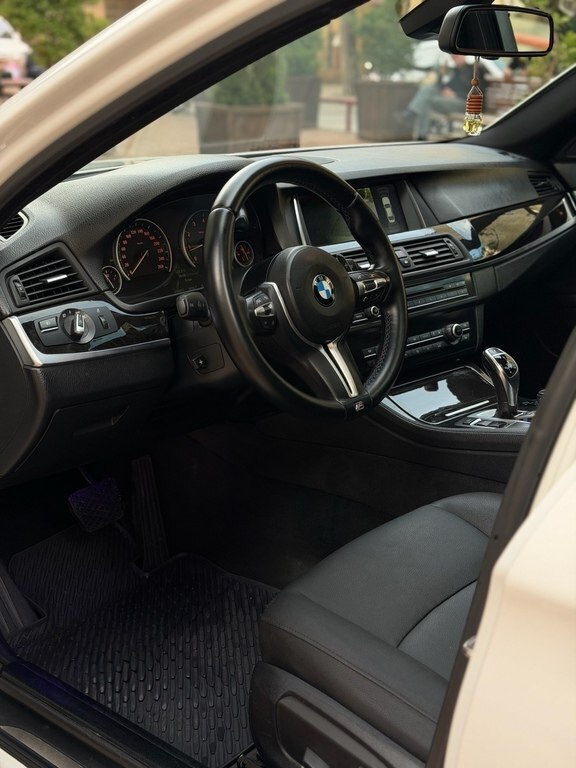 2014 BMW 528, 2.0L, 127000km - Image 15