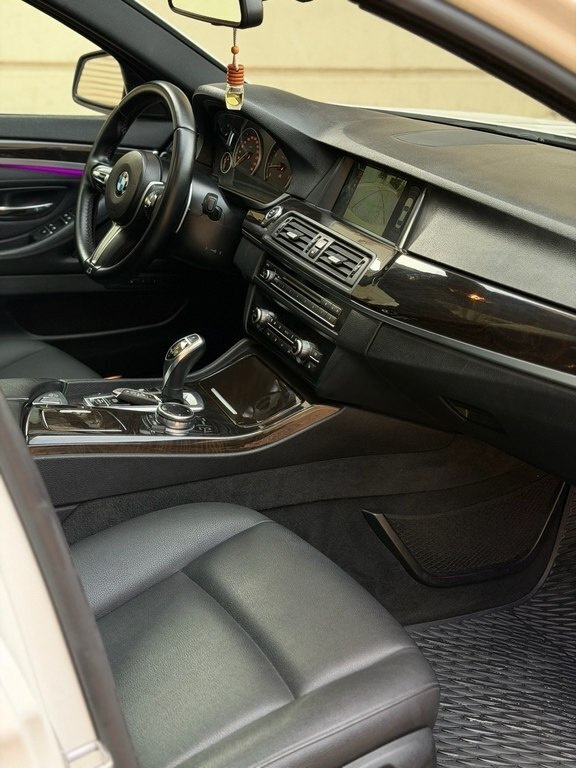 2014 BMW 528, 2.0L, 127000km - Image 17