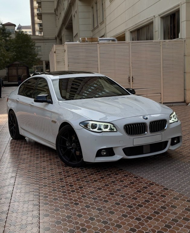2014 BMW 528, 2.0L, 127000km - Image 7