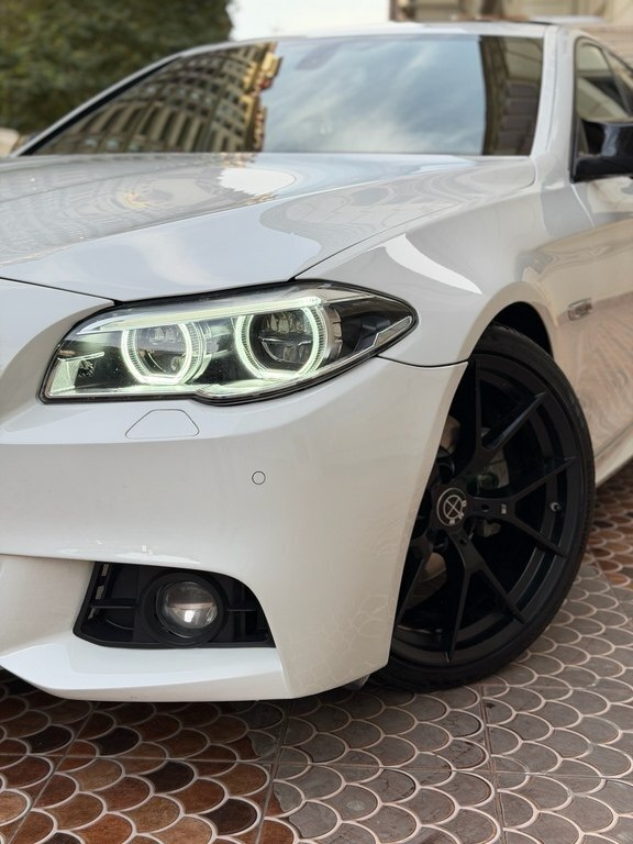 2014 BMW 528, 2.0L, 127000km - Image 8