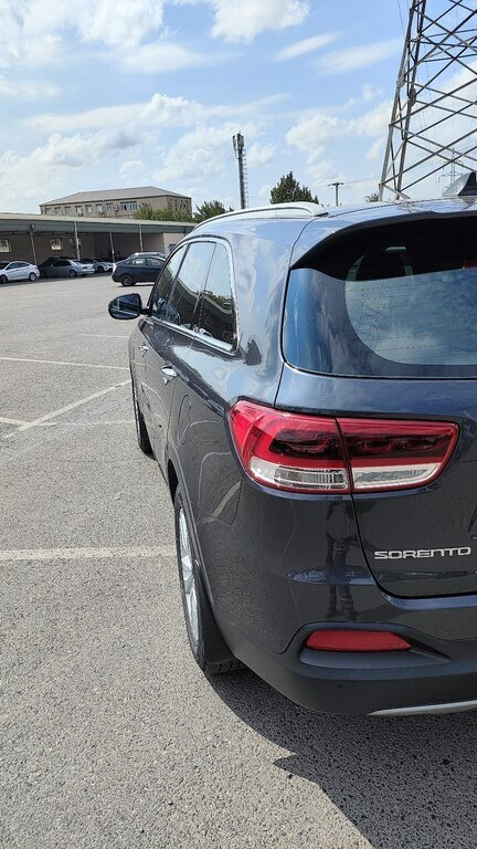 2015 Kia Sorento, 2.0L, 209000km - Image 5