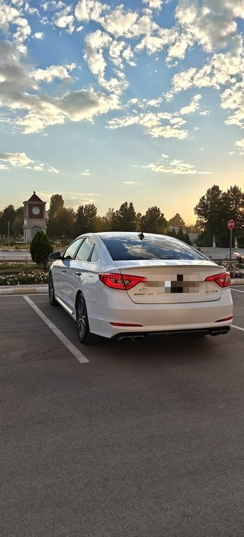 2014 Hyundai Sonata, 2.0L, 180000km - Image 3