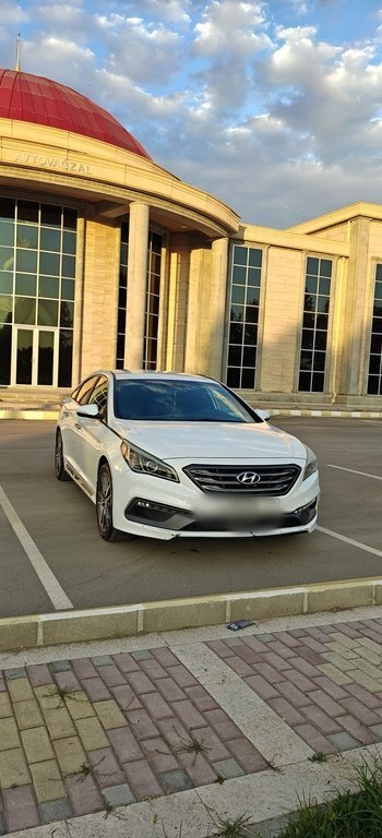 2014 Hyundai Sonata, 2.0L, 180000km - Image 4