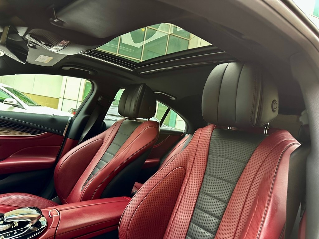 2018 Mercedes CLS 350, 2.0L, 124000km - Image 11