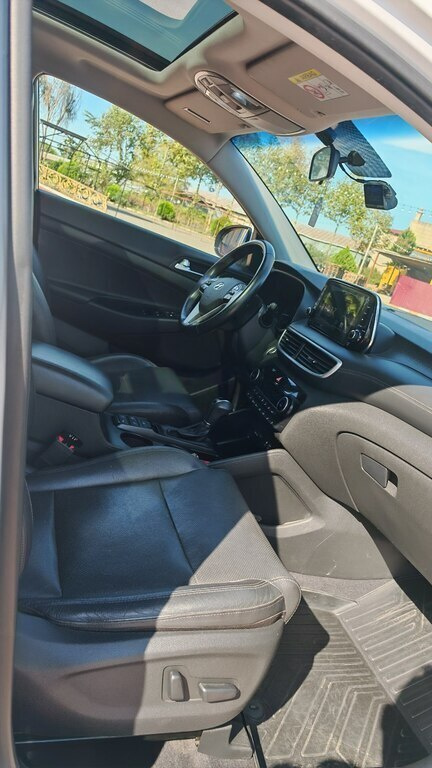 2019 Hyundai Tucson, 2.0L, 87354km - Image 10