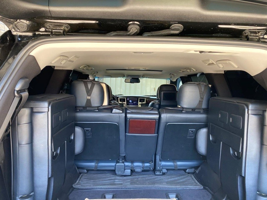 2013 Lexus LX 570, 5.7L, 157211km - Image 5