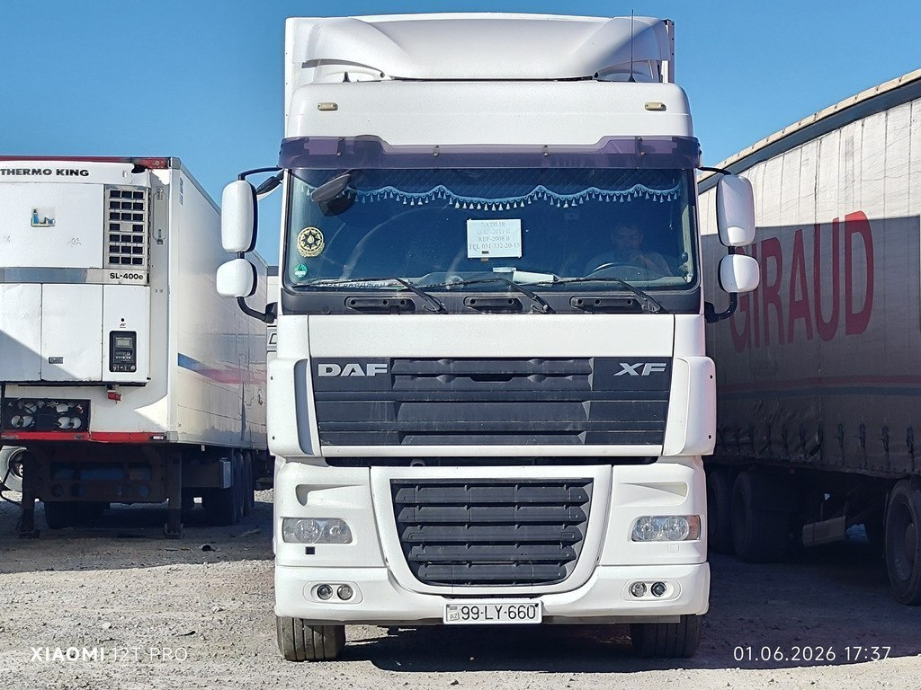 2011 DAF 105 XF, 12.0L, 1202207km - Image 1