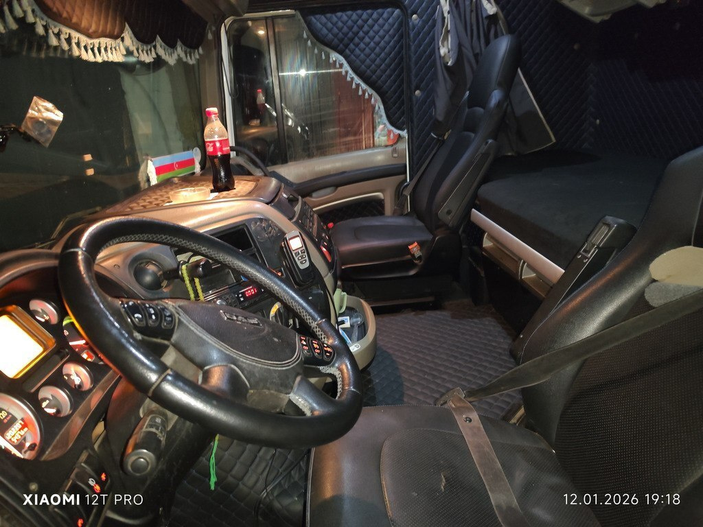 2011 DAF 105 XF, 12.0L, 1202207km - Image 12