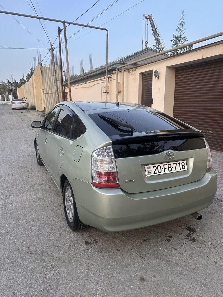 2007 Toyota Prius, 1.5L, 200000km - Image 5