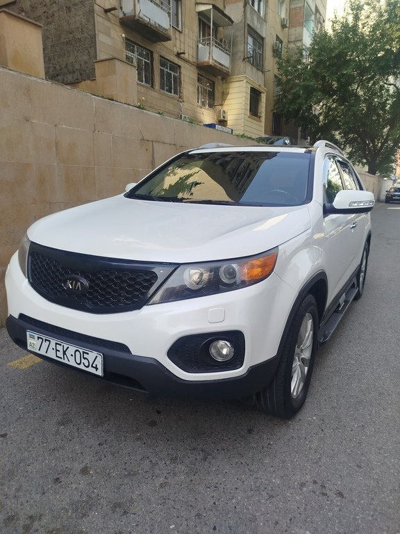 2010 Kia Sorento, 2.0L, 310000km - Image 3