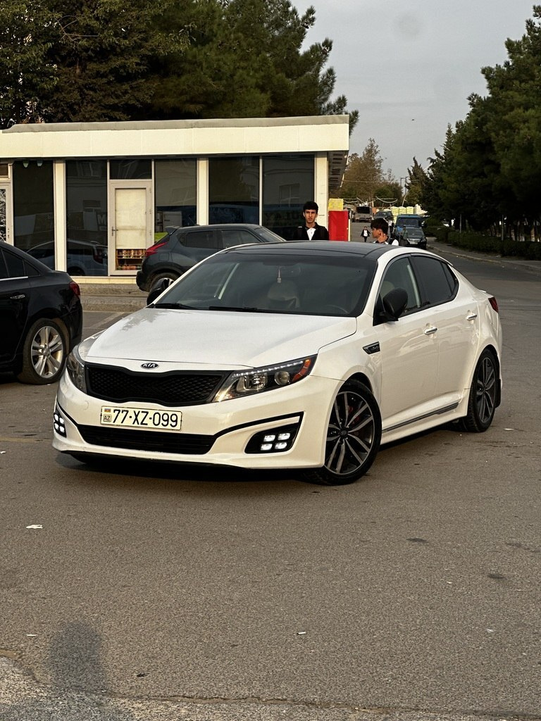 2015 Kia Optima, 2.0L, 234000km - Image 13