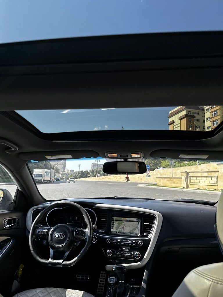 2015 Kia Optima, 2.0L, 234000km - Image 7