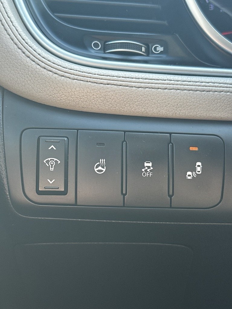 2015 Kia Optima, 2.0L, 234000km - Image 9