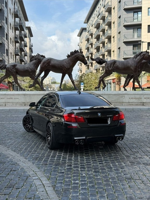 2015 BMW 528, 2.0L, 190000km - Image 4
