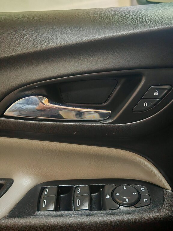 2019 Chevrolet Equinox, 1.5L, 168000km - Image 13