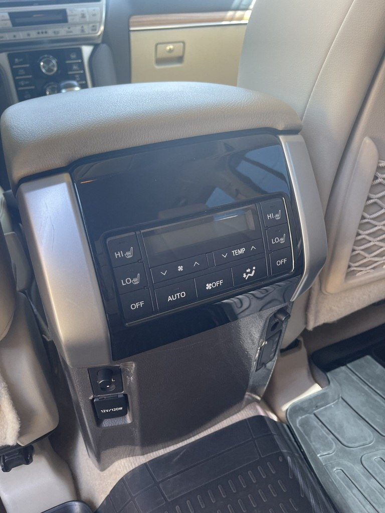 2018 Toyota Land Cruiser Prado, 3.0L, 111000km - Image 14