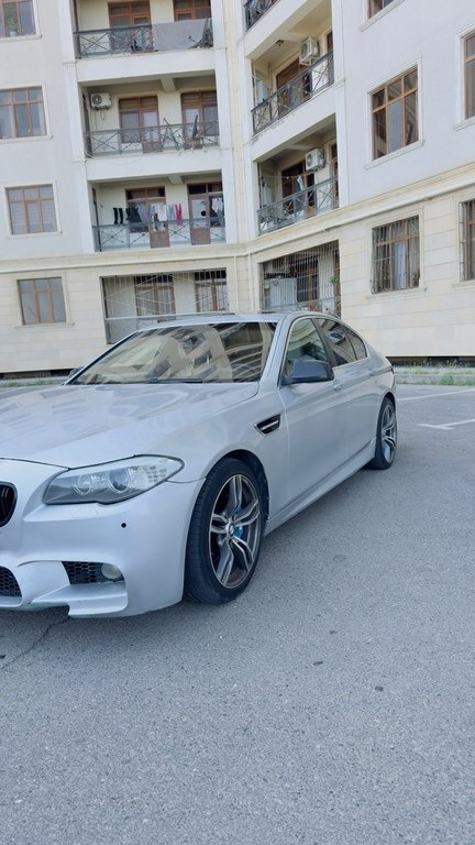 2013 BMW 528, 2.0L, 270000km - Image 8
