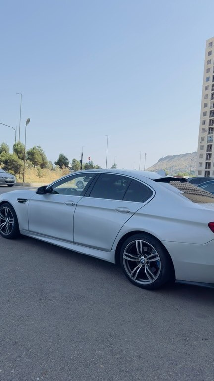 2013 BMW 528, 2.0L, 270000km - Image 9