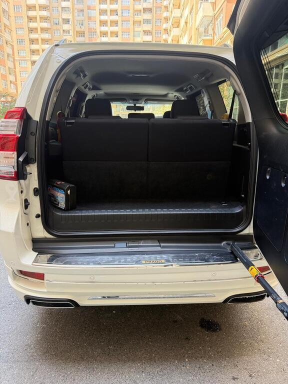 2015 Toyota Land Cruiser Prado, 2.7L, 147000km - Image 3