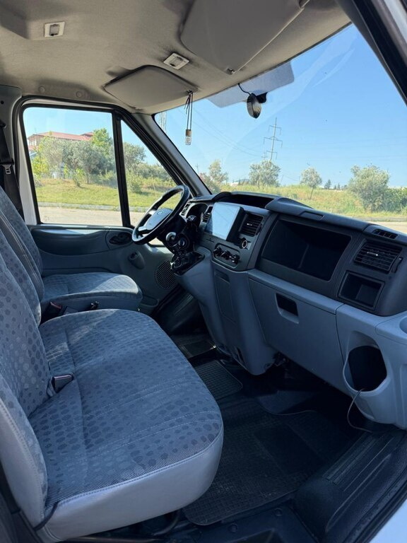 2011 Ford Transit, 2.4L, 211772km - Image 12