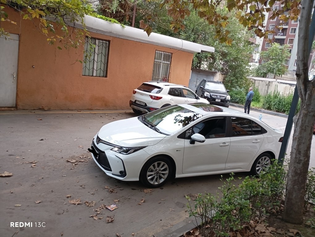 2024 Toyota Corolla, 1.5L, 55000km - Image 2