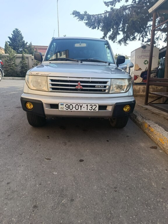 1999 Mitsubishi Pajero io, 1.8L, 330000km - Image 1