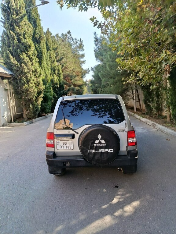 1999 Mitsubishi Pajero io, 1.8L, 330000km - Image 5