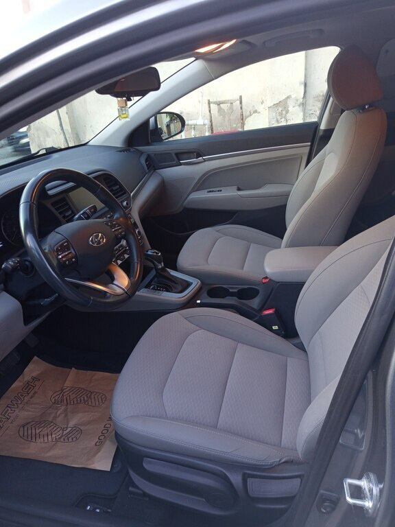 2018 Hyundai Elantra, 2.0L, 103642km - Image 6