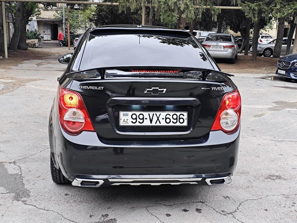 2013 Chevrolet Aveo, 1.6L, 175000km - Image 11