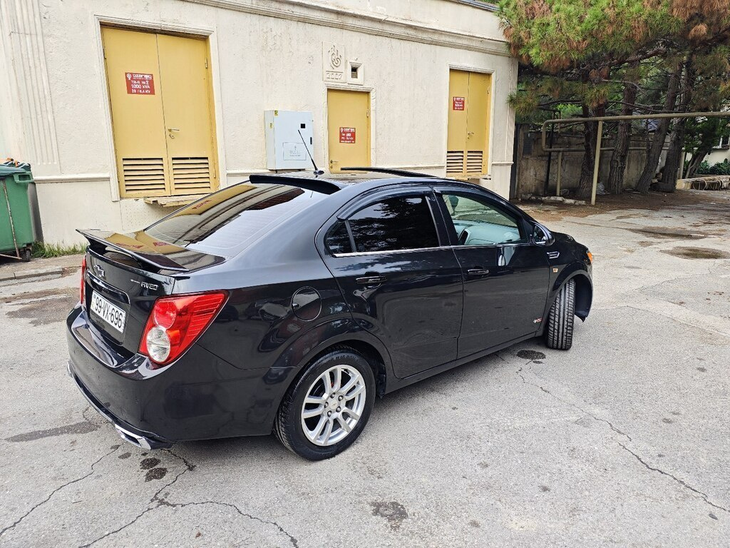 2013 Chevrolet Aveo, 1.6L, 175000km - Image 6
