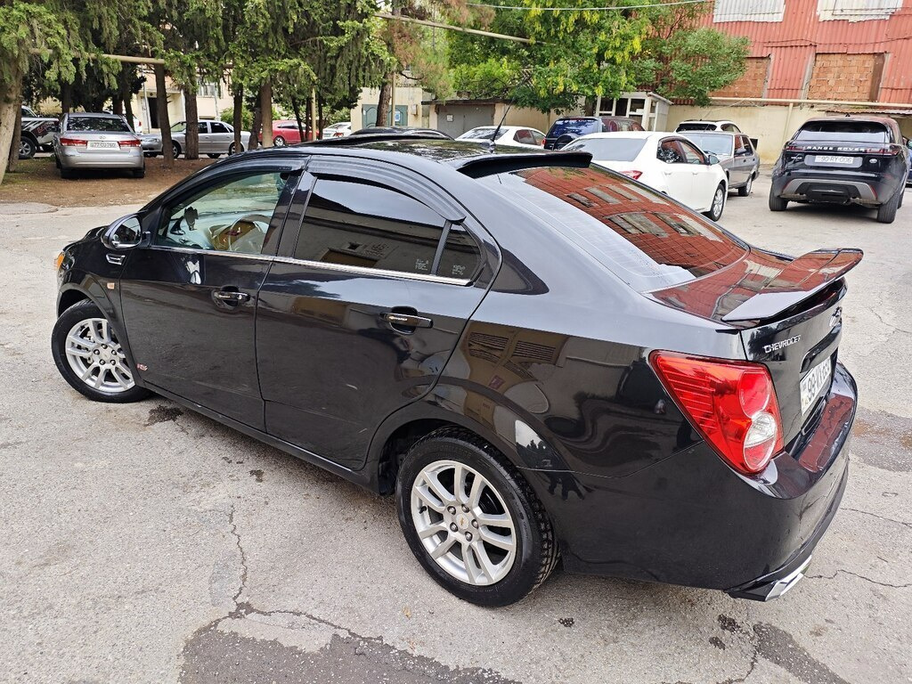 2013 Chevrolet Aveo, 1.6L, 175000km - Image 10