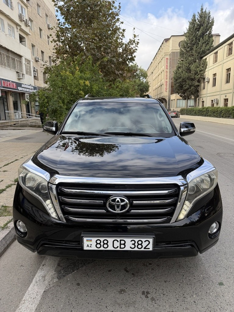 2014 Toyota Land Cruiser Prado, 2.7L, 159000km - Image 1
