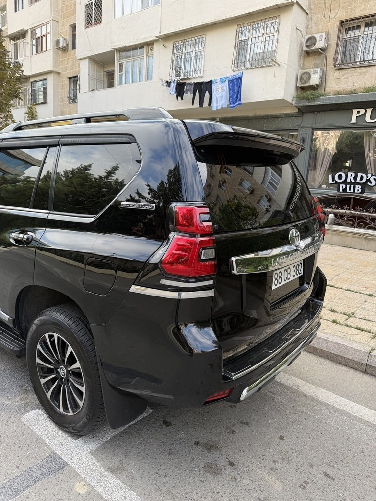 2014 Toyota Land Cruiser Prado, 2.7L, 159000km - Image 4