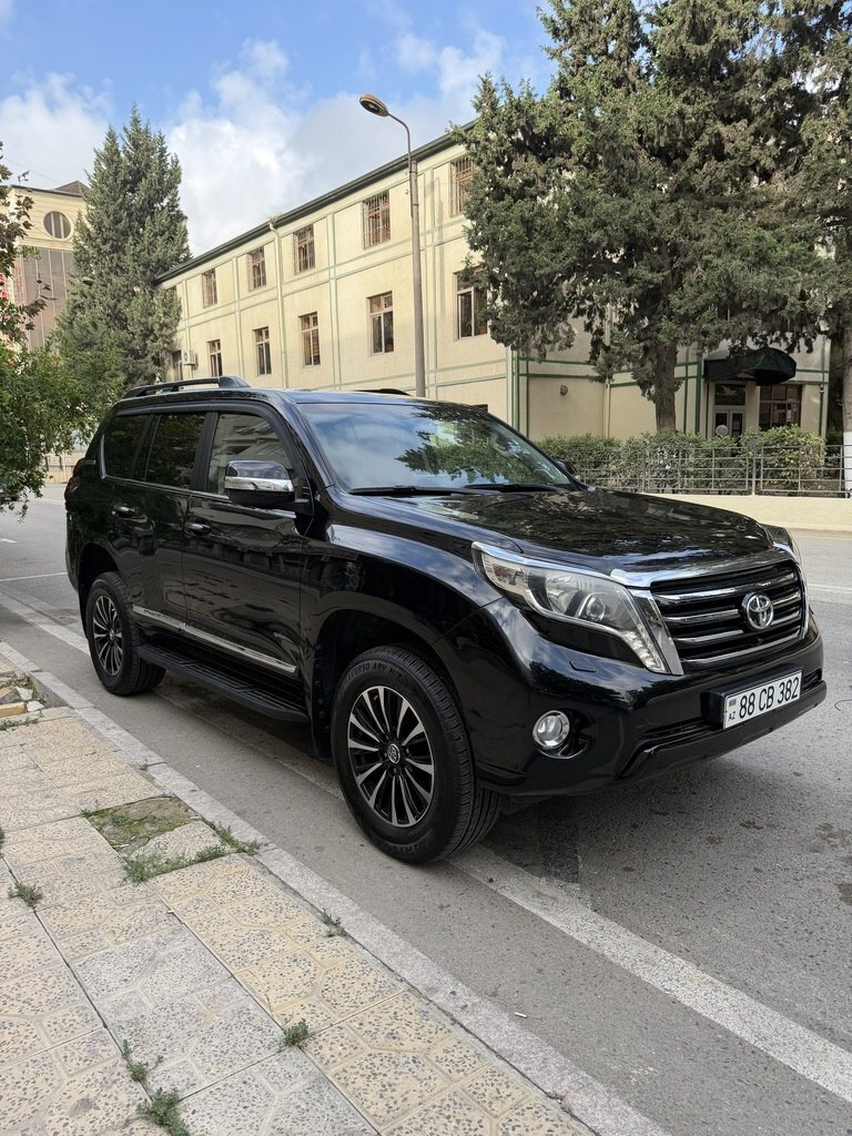 2014 Toyota Land Cruiser Prado, 2.7L, 159000km - Image 6