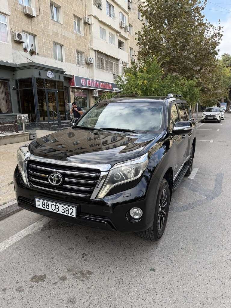 2014 Toyota Land Cruiser Prado, 2.7L, 159000km - Image 7