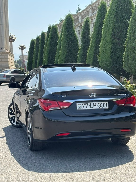 2011 Hyundai Sonata, 2.4L, 228000km - Image 5
