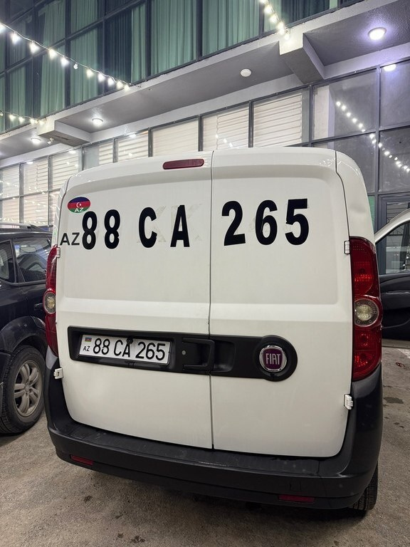 2010 Fiat Doblo, 1.3L, 387745km - Image 4