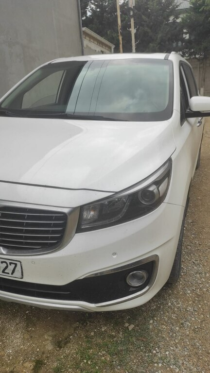 2017 Kia Carnival, 2.2L, 159000km - Image 3