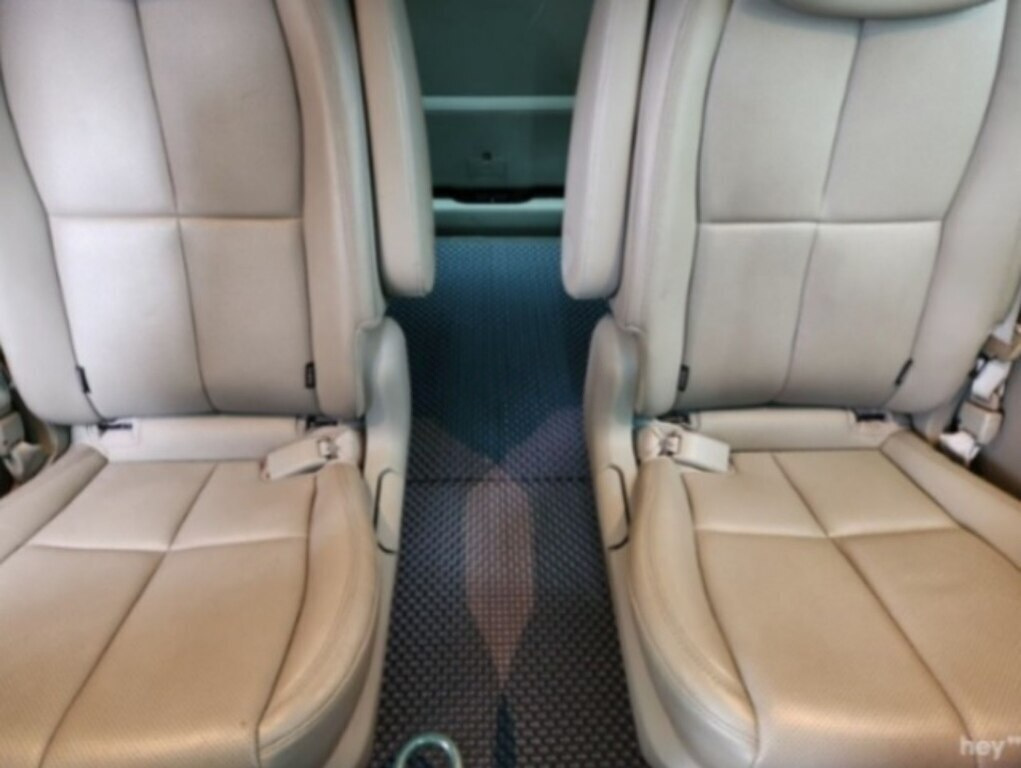 2017 Kia Carnival, 2.2L, 159000km - Image 7