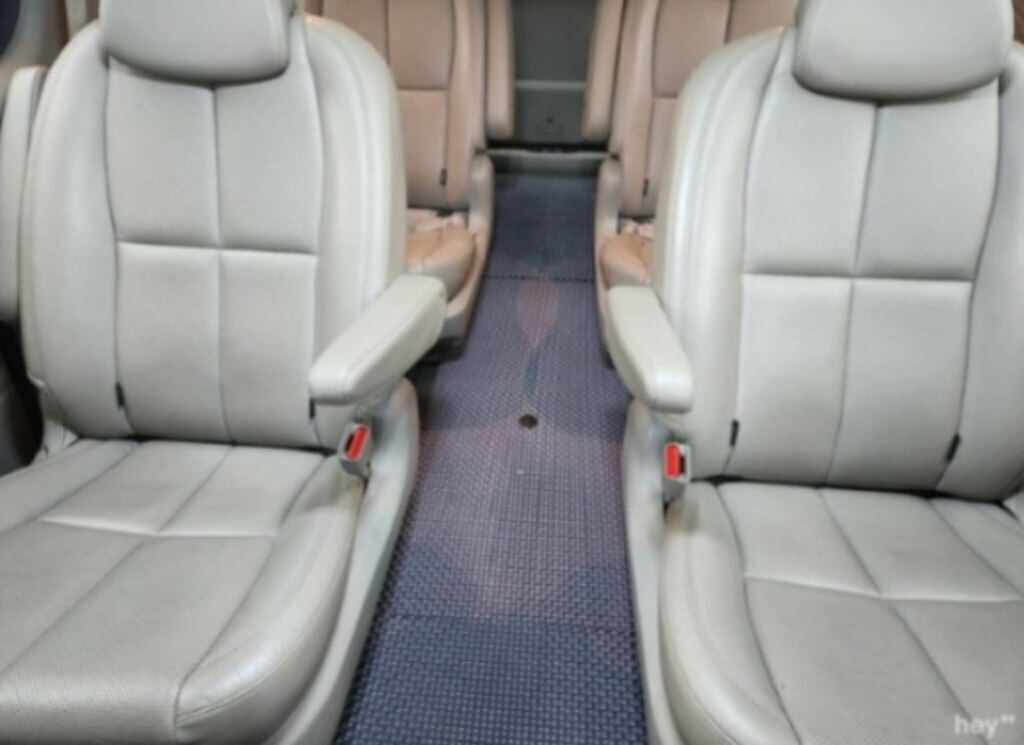 2017 Kia Carnival, 2.2L, 159000km - Image 8