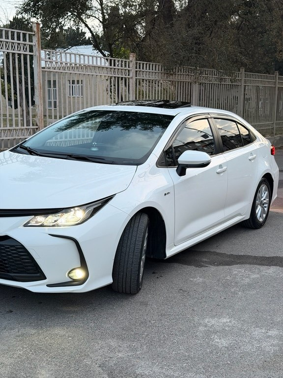 2025 Toyota Corolla, 1.8L, 52500km - Image 14