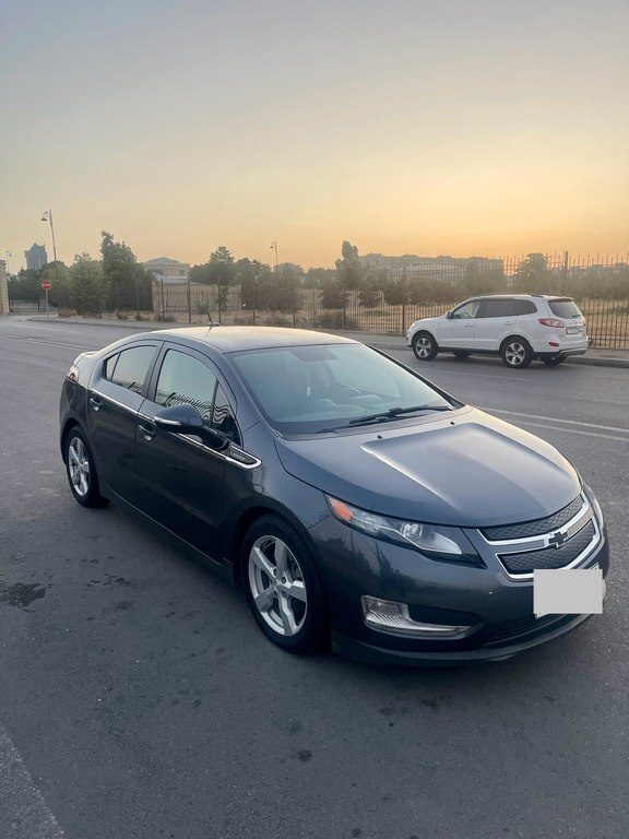 2013 Chevrolet Volt, 1.4L, 310000km - Image 6